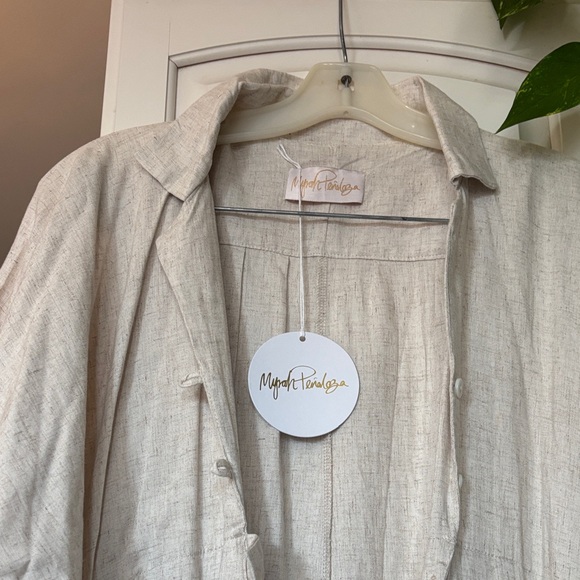 Chic Cream Jumpsuit for Women - Picture 3 of 6